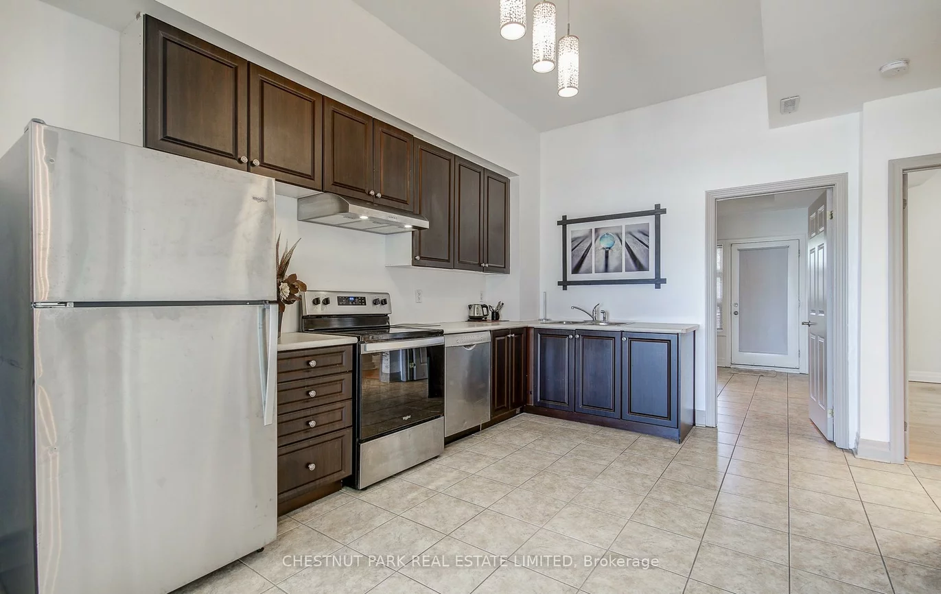885, Lakeshore, Lakeview, Mississauga
