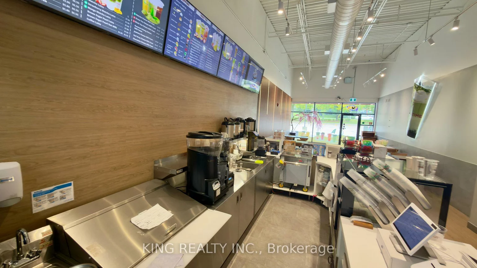 966, Dundas, Dixie, Mississauga