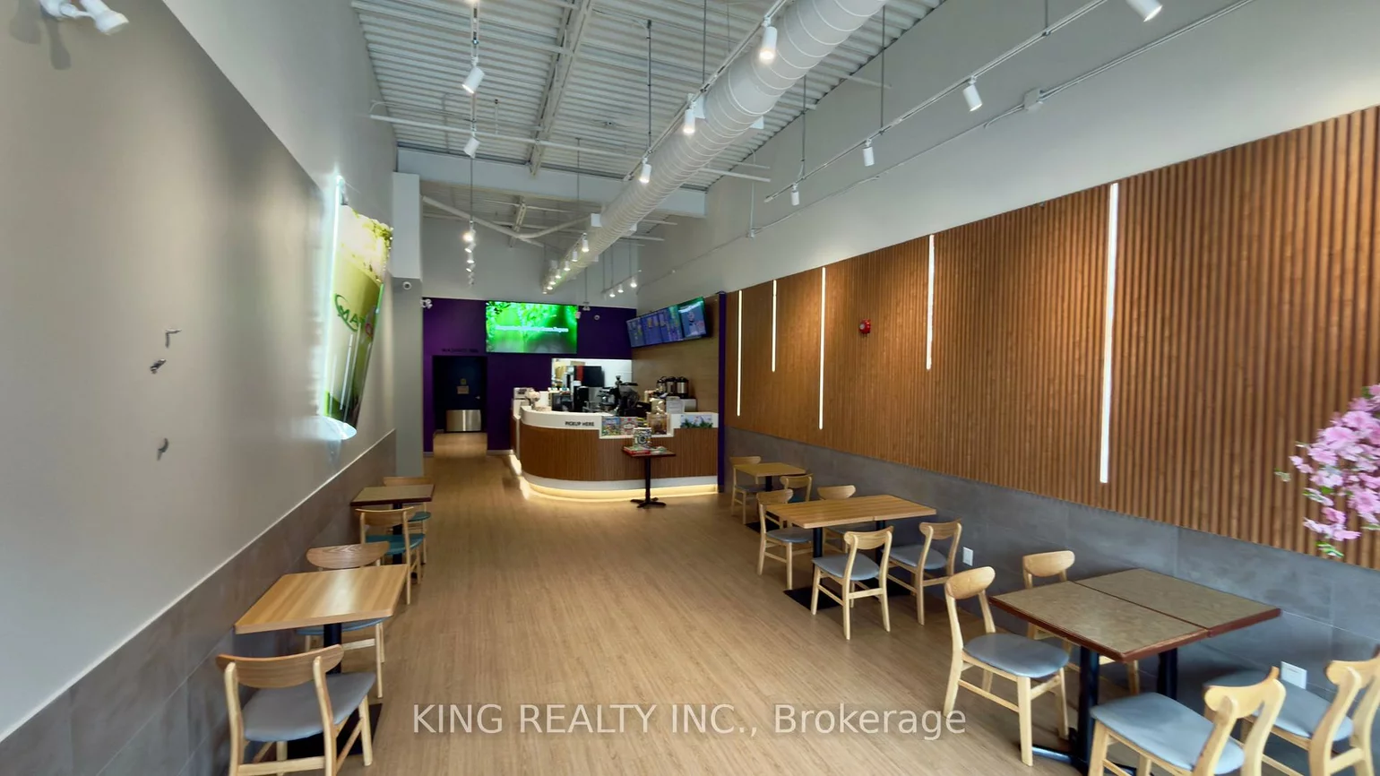 966, Dundas, Dixie, Mississauga