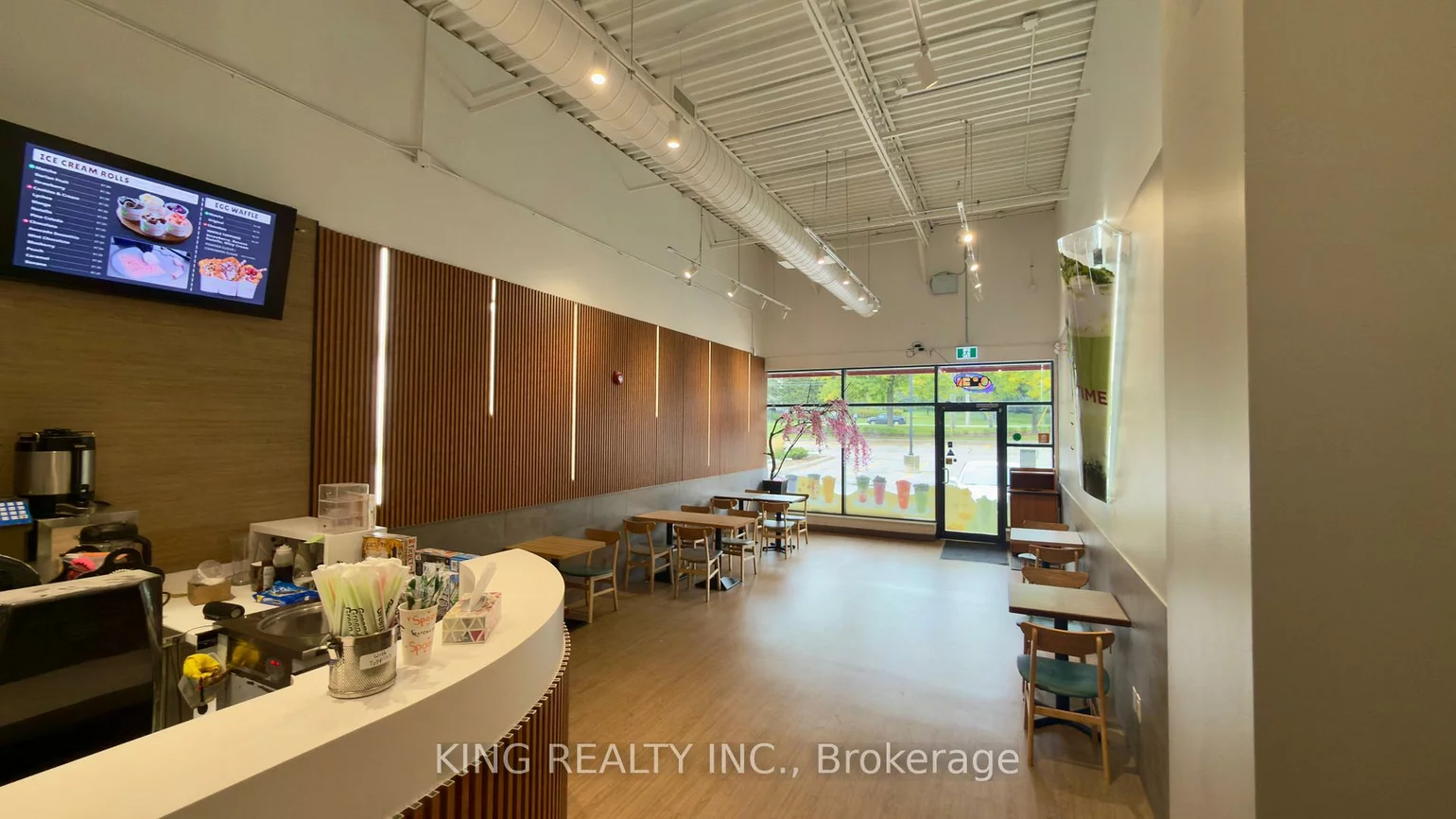 966, Dundas, Dixie, Mississauga