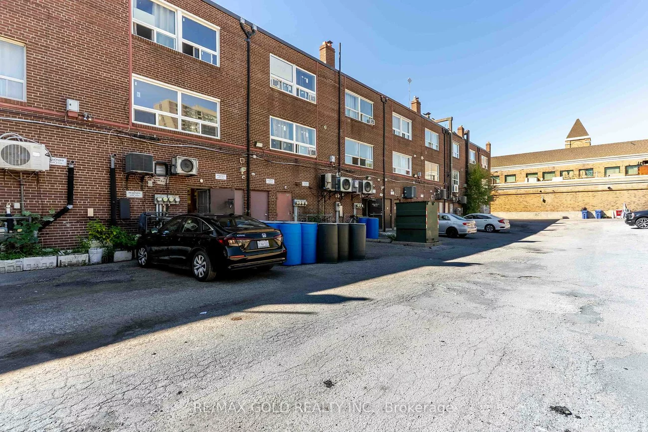 3061, Hurontario, Cooksville, Mississauga