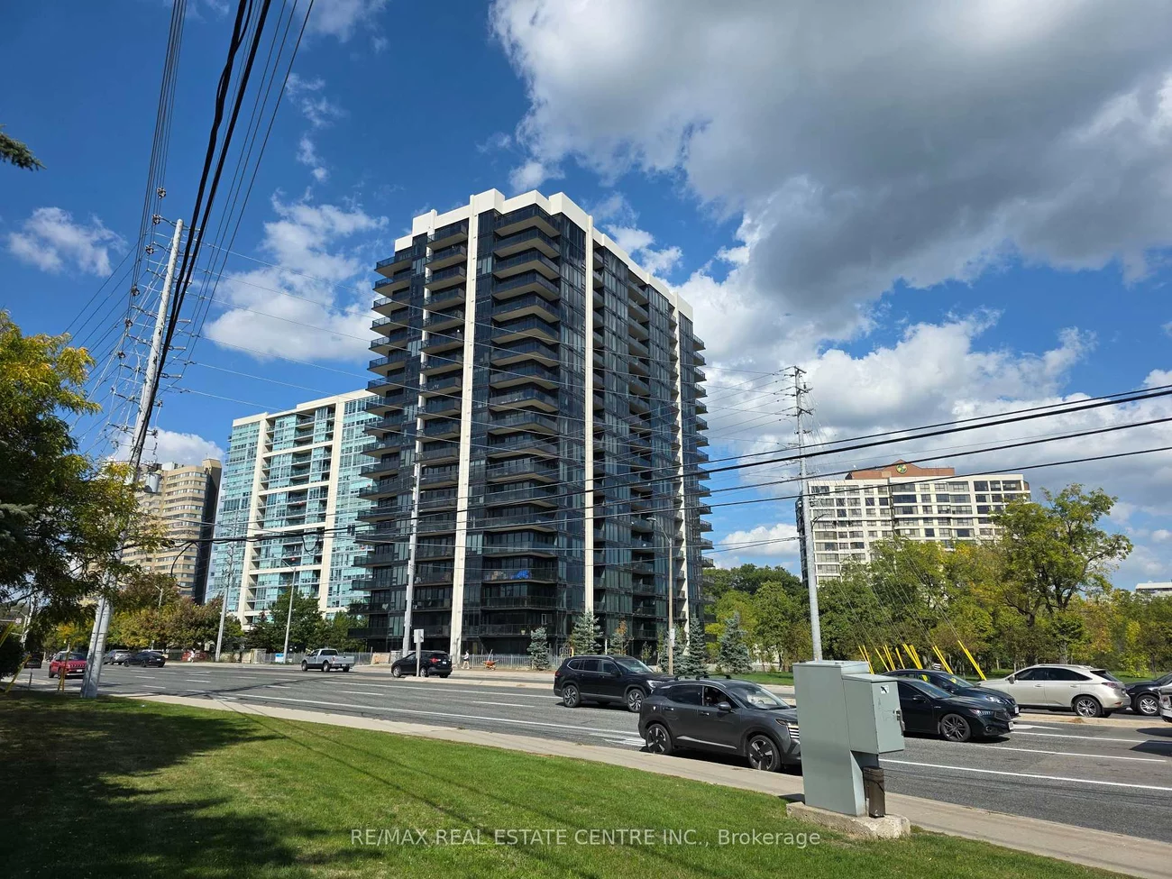 2057, Royal Windsor, Clarkson, Mississauga