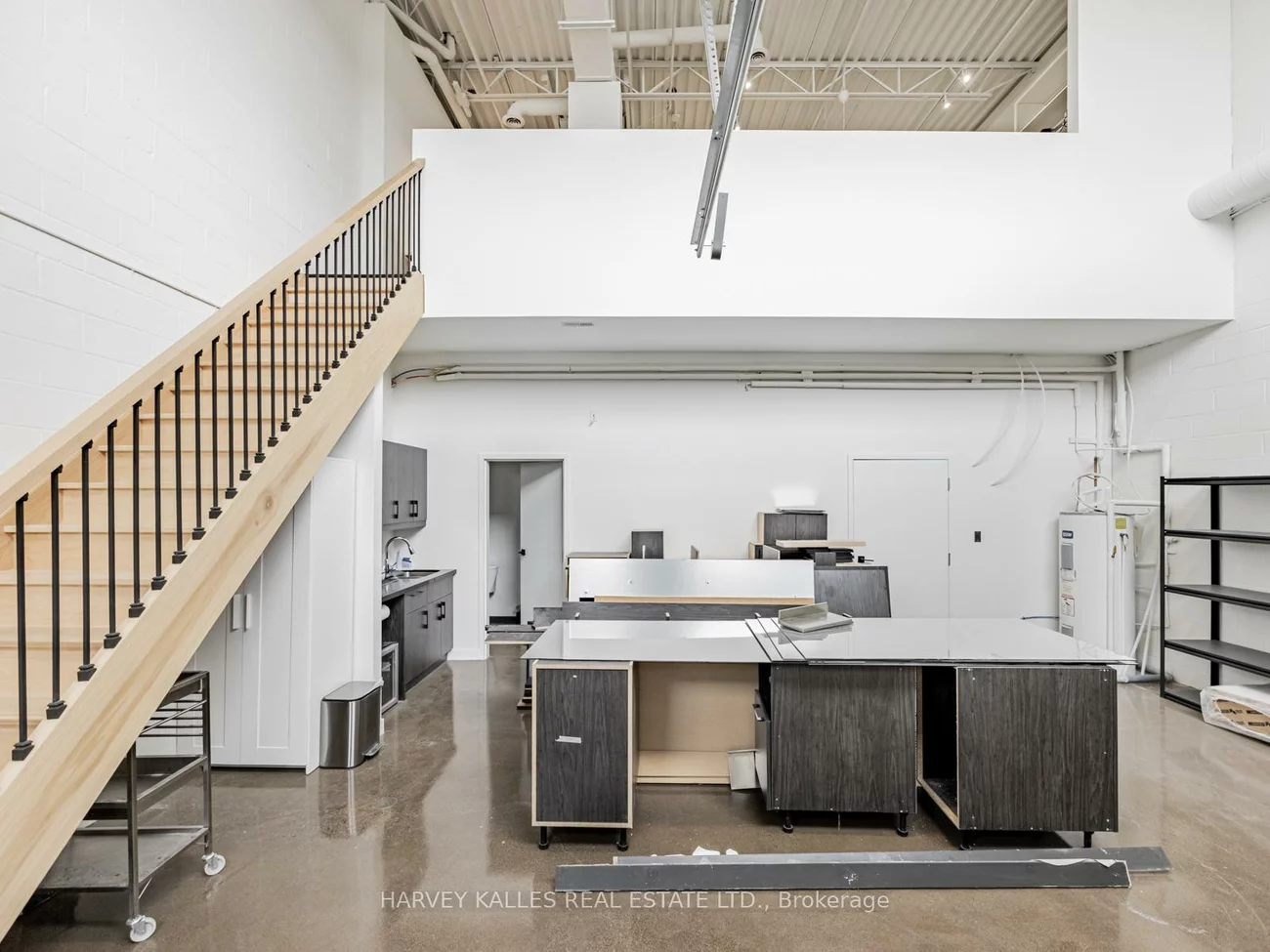 1215, Queensway, Dixie, Mississauga