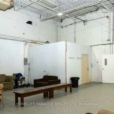 7289, Torbram, Northeast, Mississauga