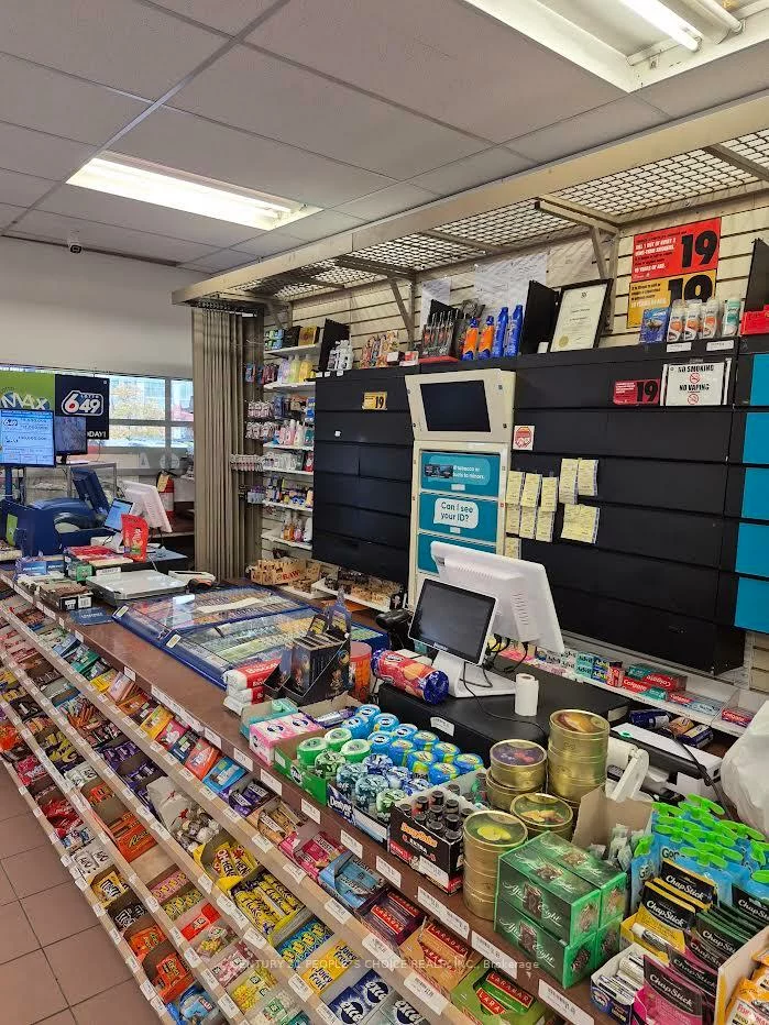 1900, Lakeshore, Clarkson, Mississauga