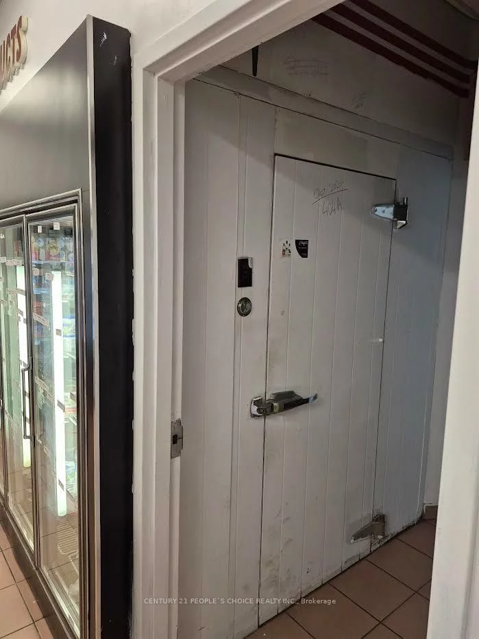 1900, Lakeshore, Clarkson, Mississauga