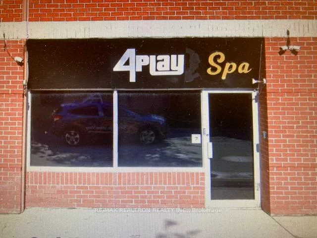 3045, Southcreek, Dixie, Mississauga