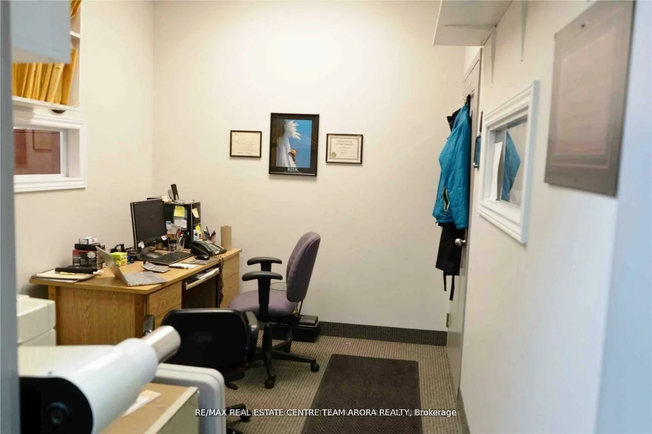 385, Admiral, Gateway, Mississauga