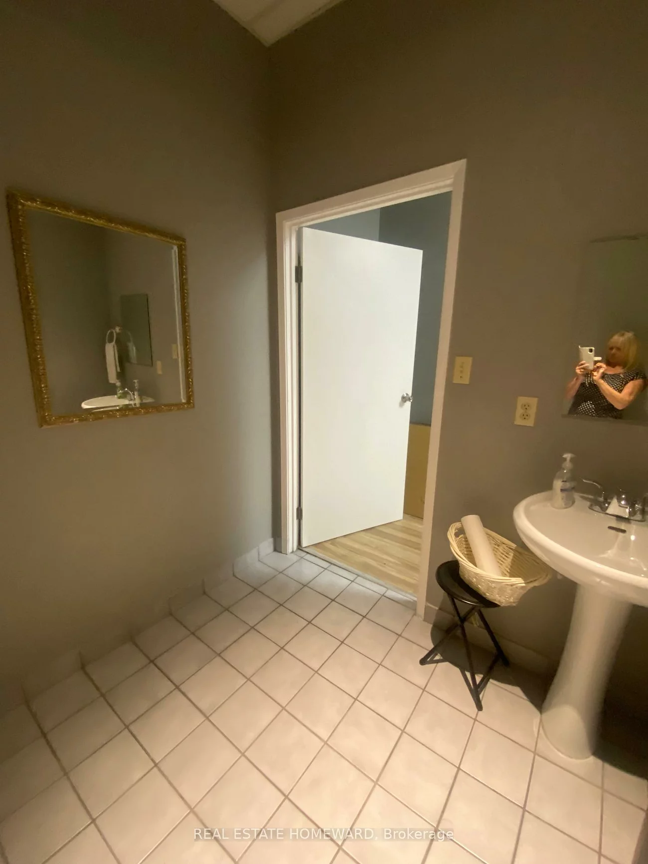 5225, Orbitor, Airport Corporate, Mississauga