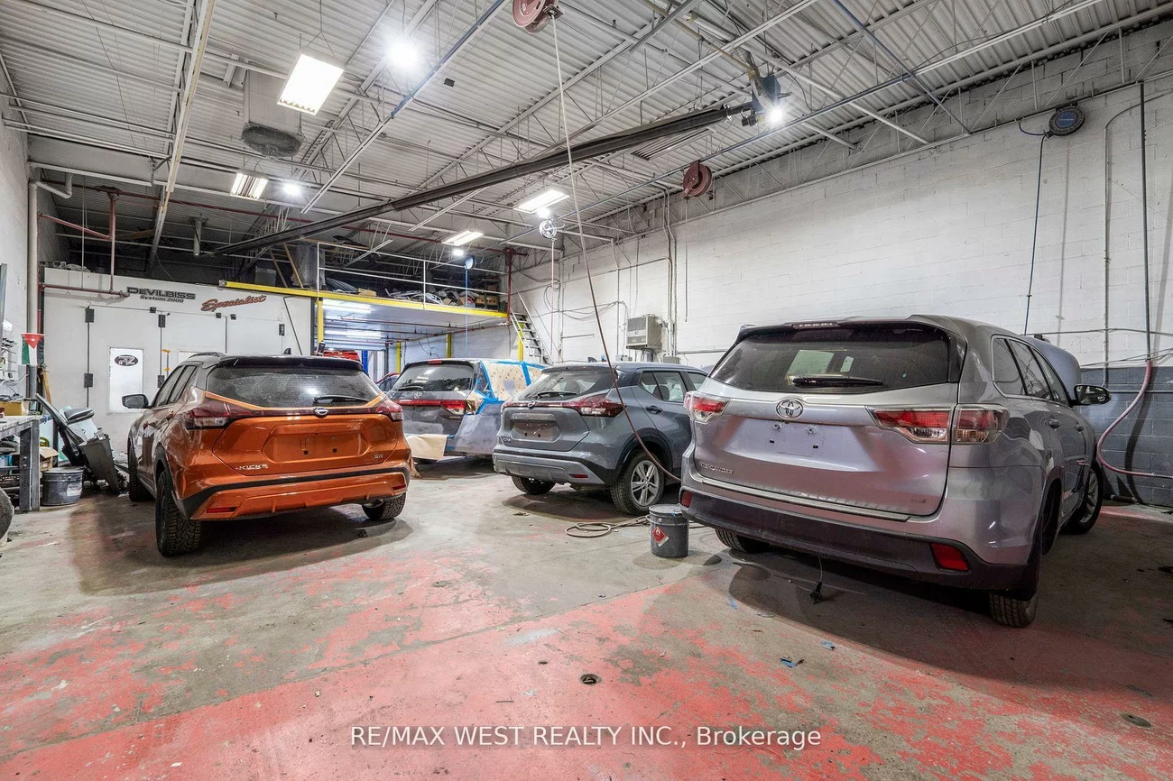 7089, Torbram, Northeast, Mississauga