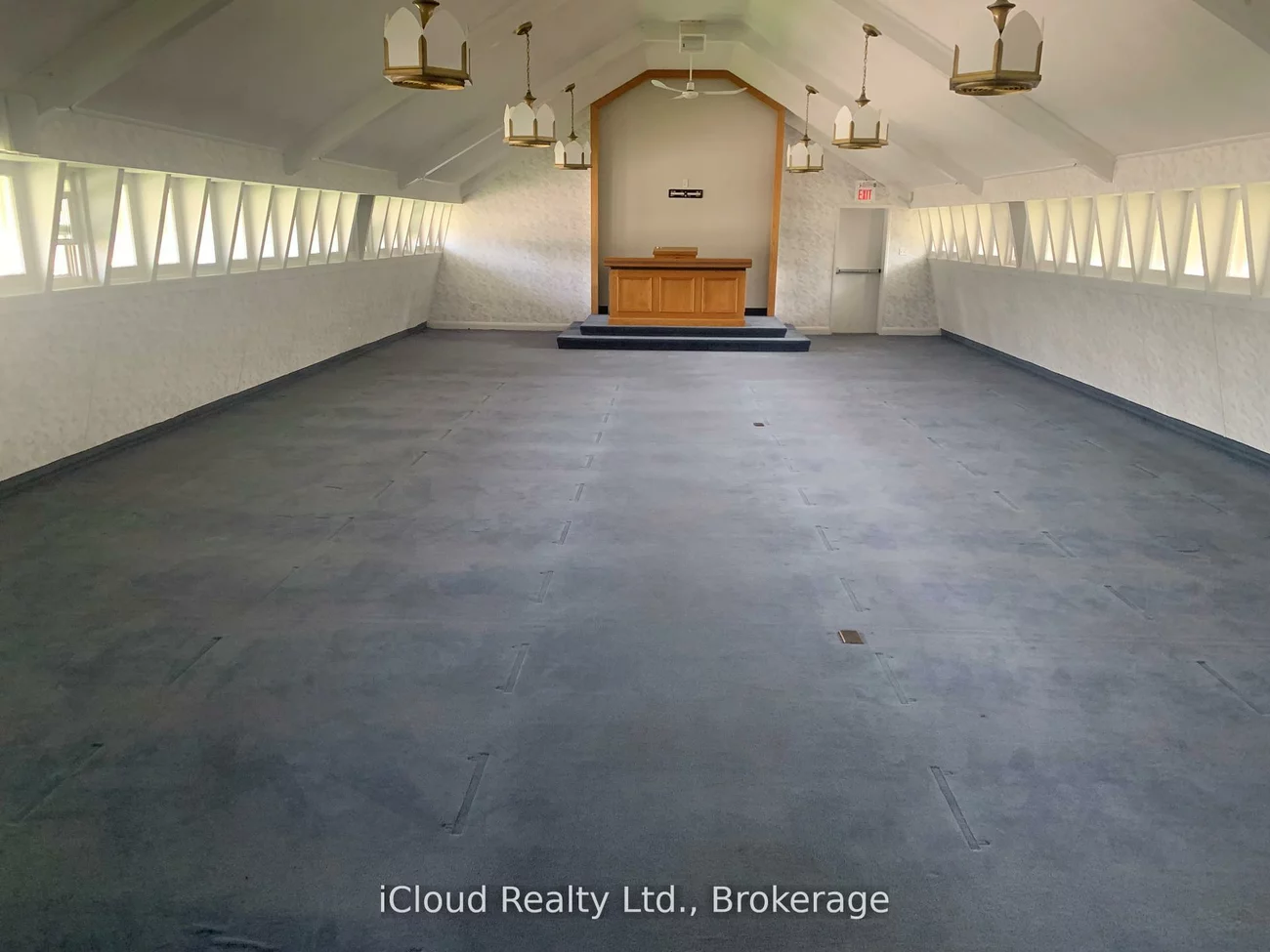 1649, Crediton, Mineola, Mississauga