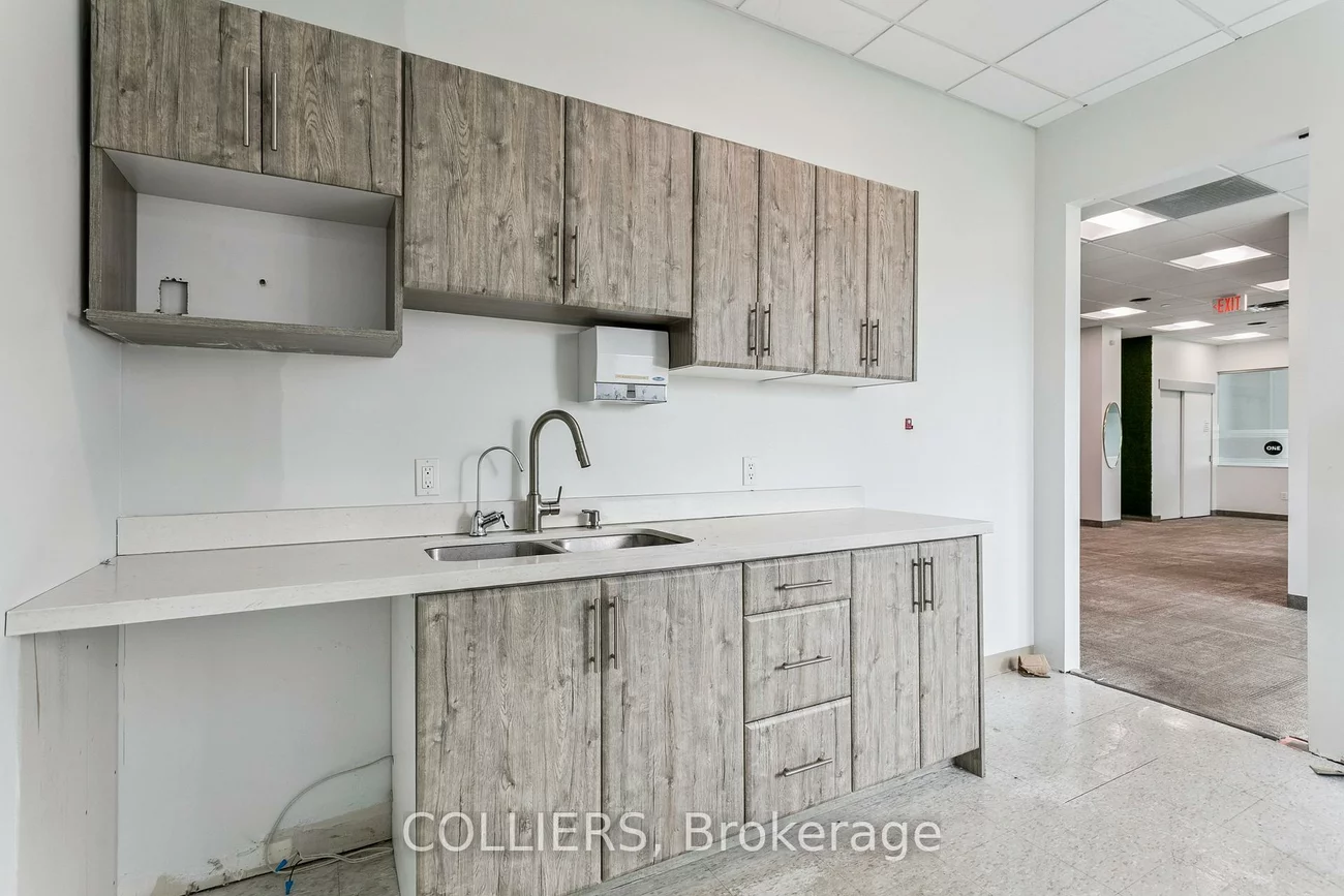 30, Topflight, Gateway, Mississauga