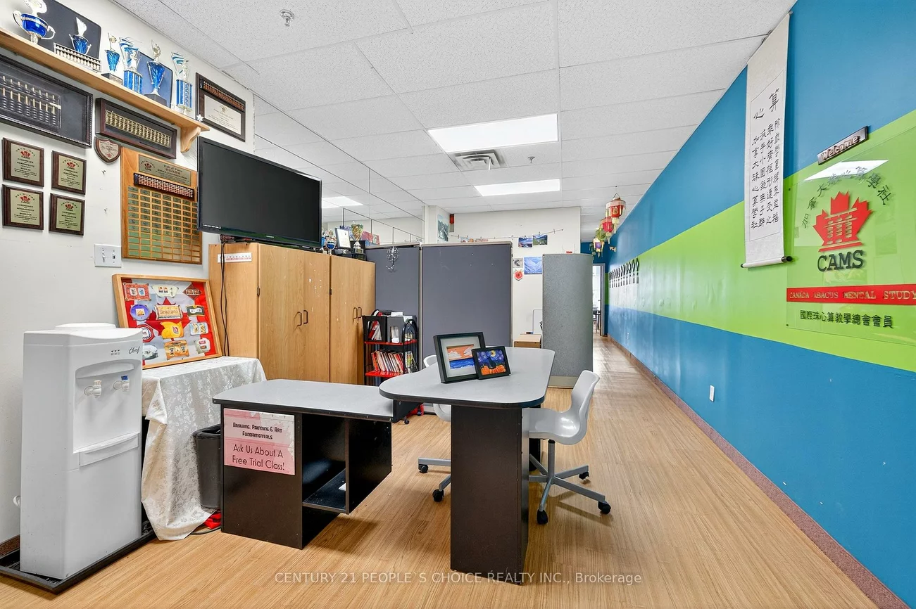 1550, S Gateway, Northeast, Mississauga