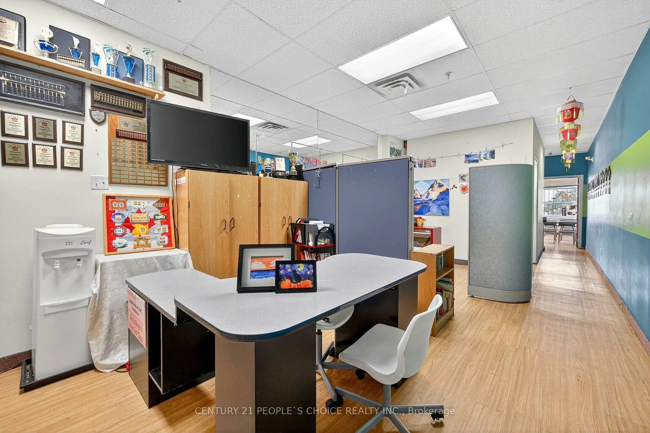 1550, S Gateway, Northeast, Mississauga