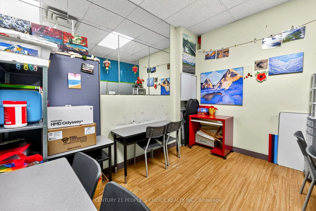 1550, S Gateway, Northeast, Mississauga