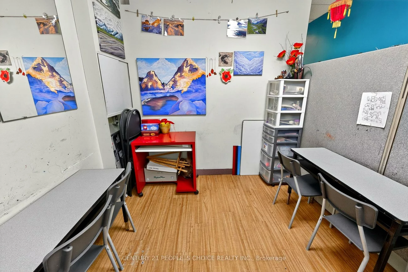 1550, S Gateway, Northeast, Mississauga