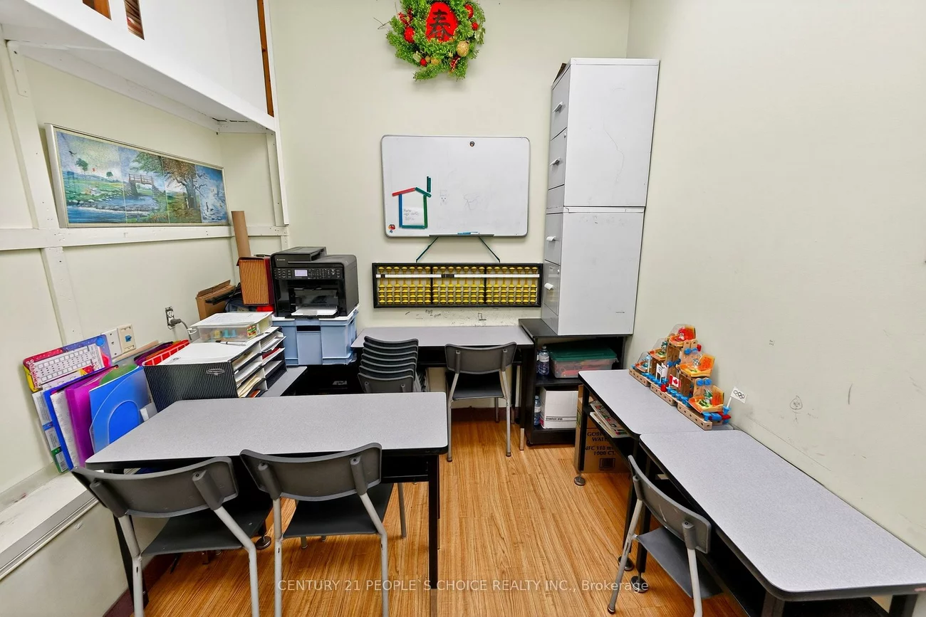 1550, S Gateway, Northeast, Mississauga