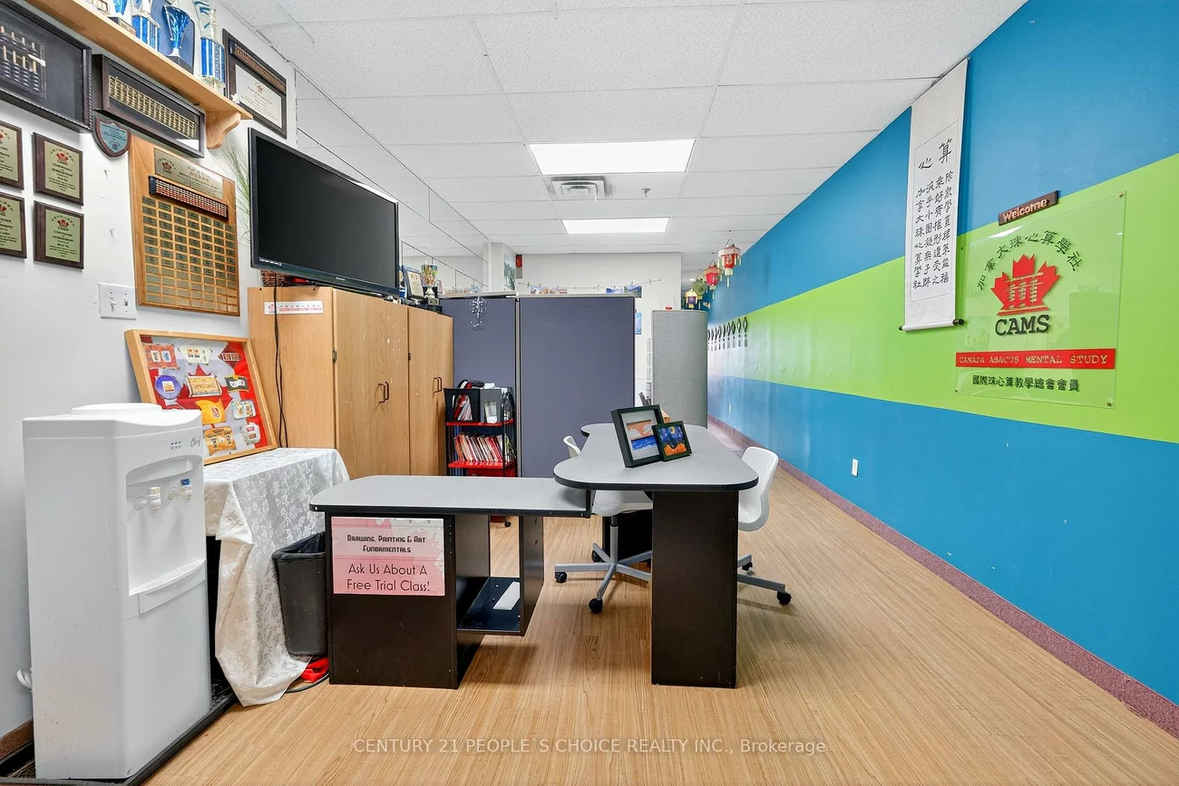 1550, S Gateway, Northeast, Mississauga