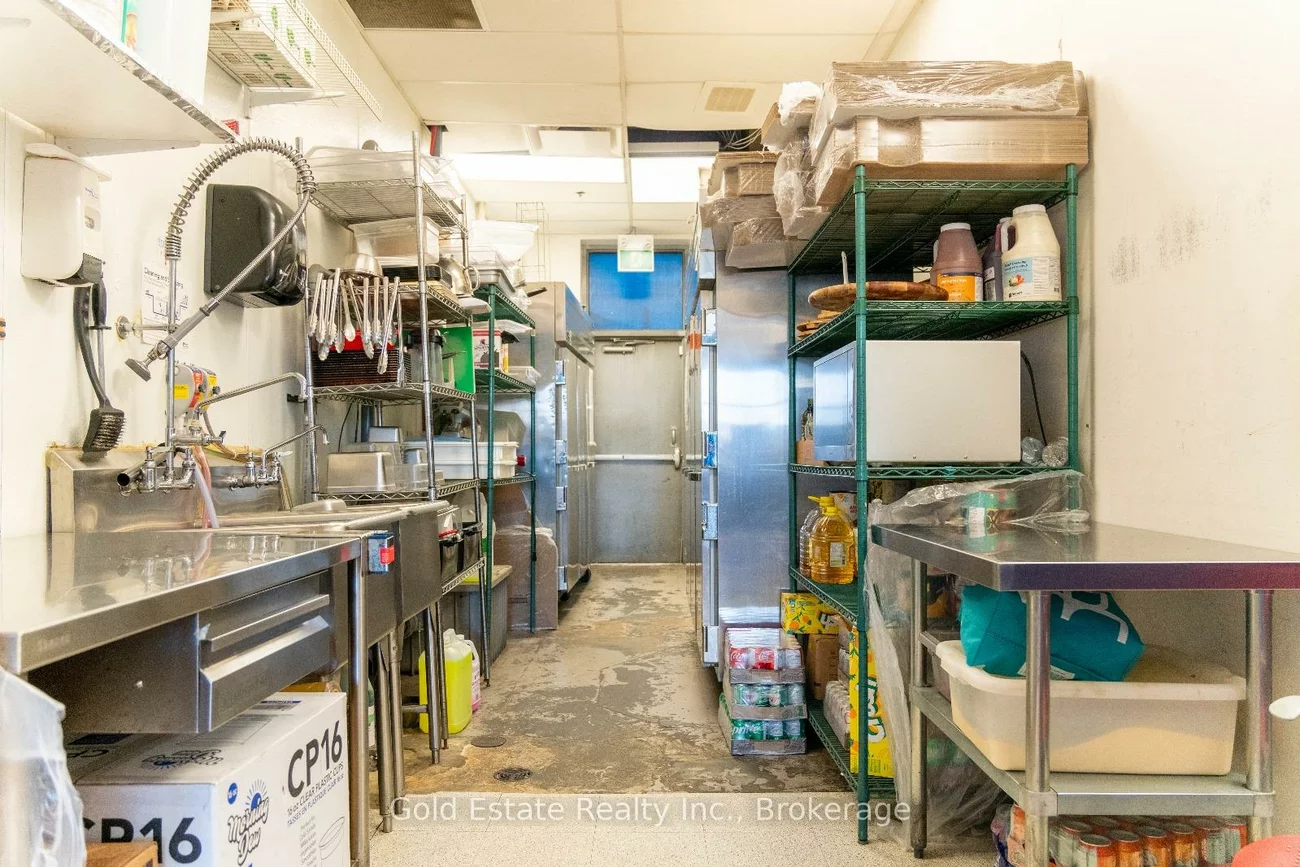 5101, Dixie, Northeast, Mississauga