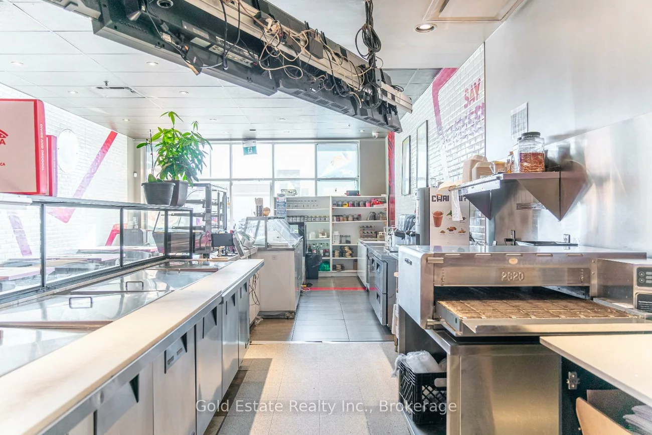 5101, Dixie, Northeast, Mississauga