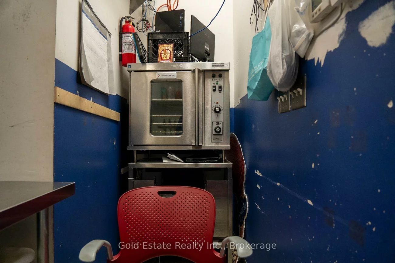 5101, Dixie, Northeast, Mississauga