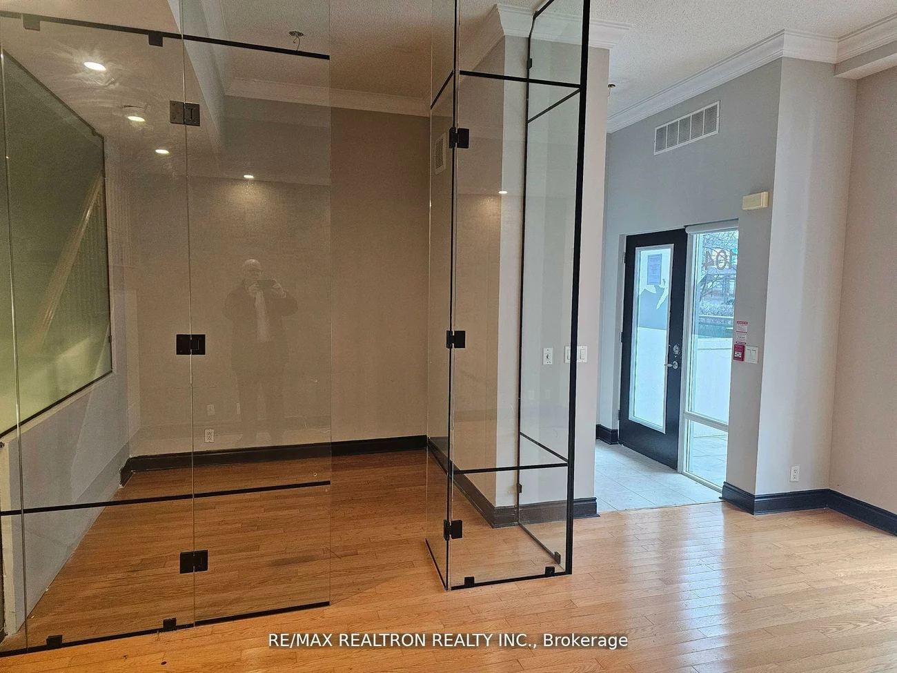 3939, Duke Of York, City Centre, Mississauga