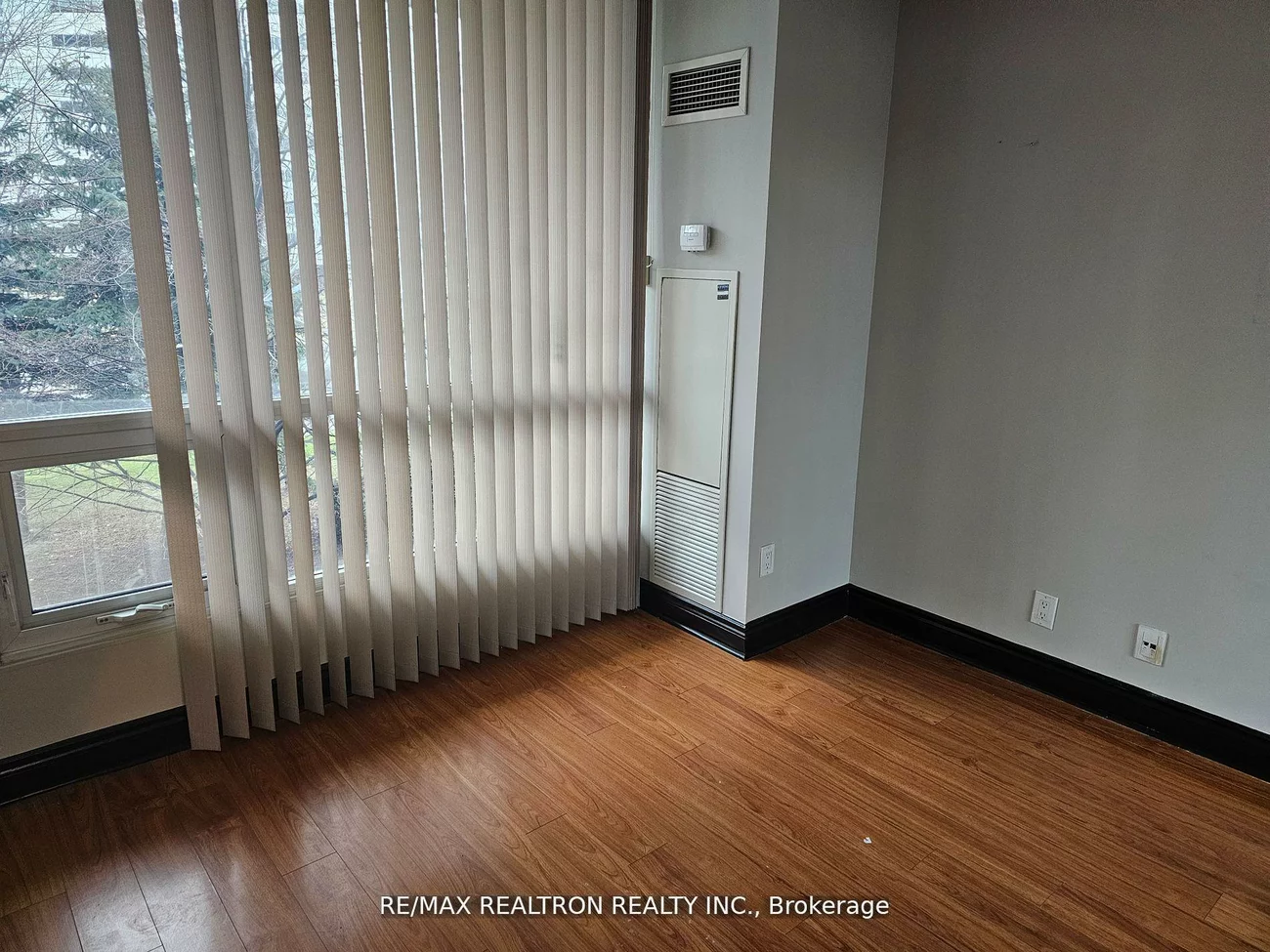 3939, Duke Of York, City Centre, Mississauga