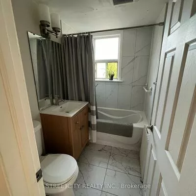 191, Broadway, Streetsville, Mississauga