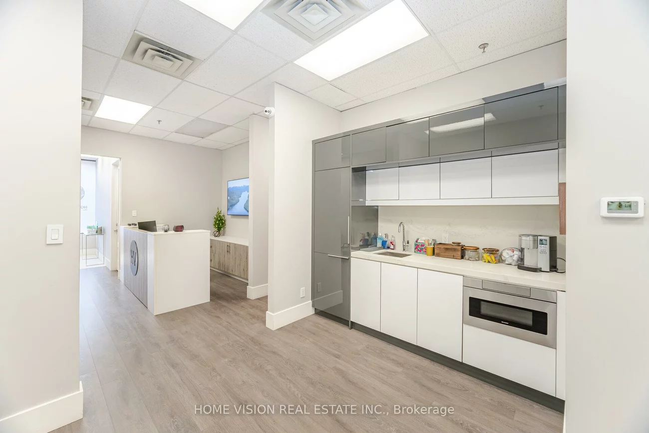 315, Traders, Gateway, Mississauga