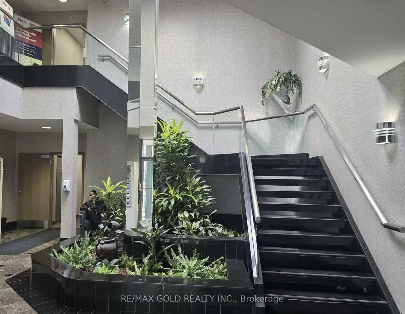 7895, Tranmere, Northeast, Mississauga