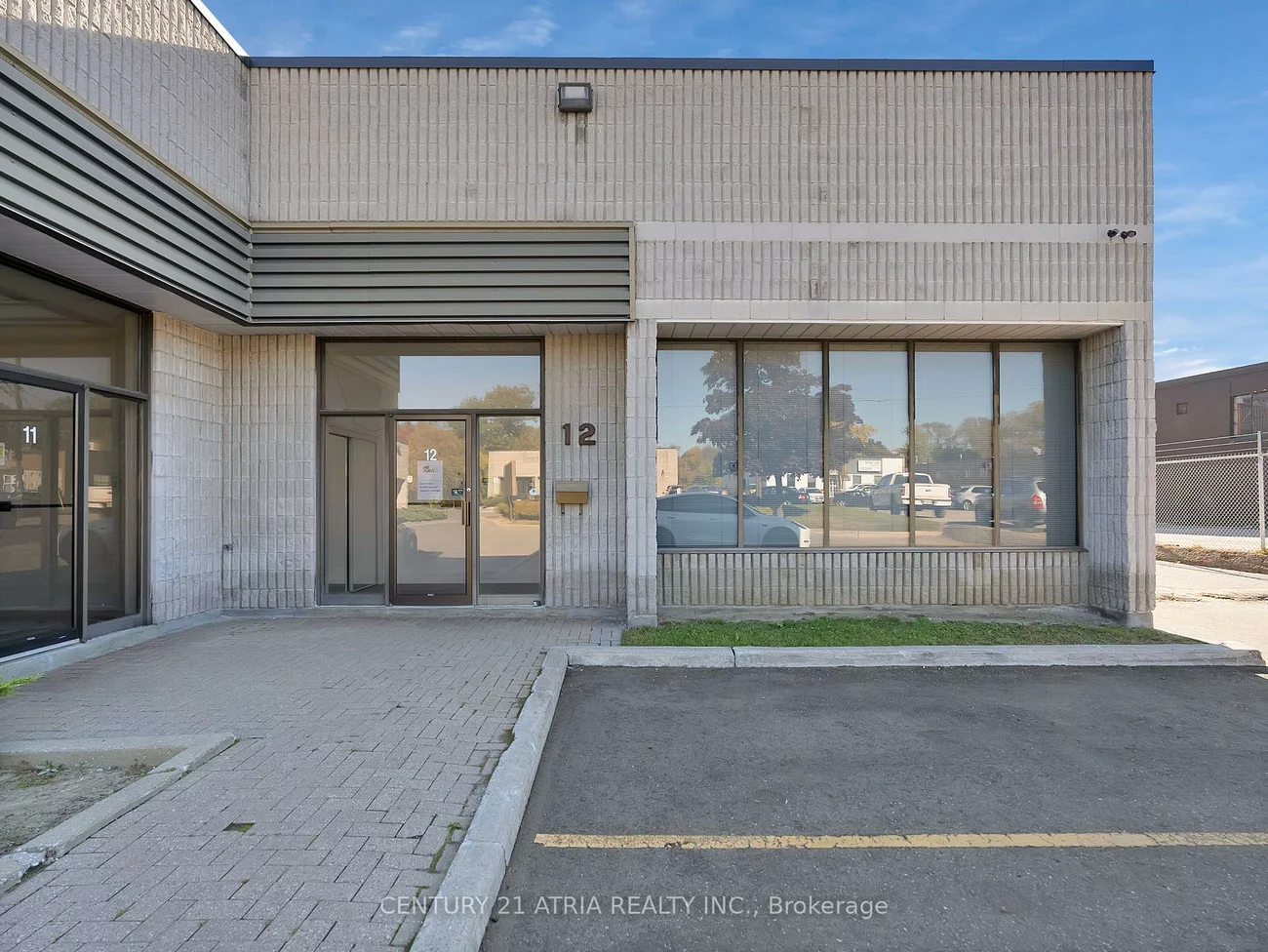 1606, Sedlescomb, Dixie, Mississauga