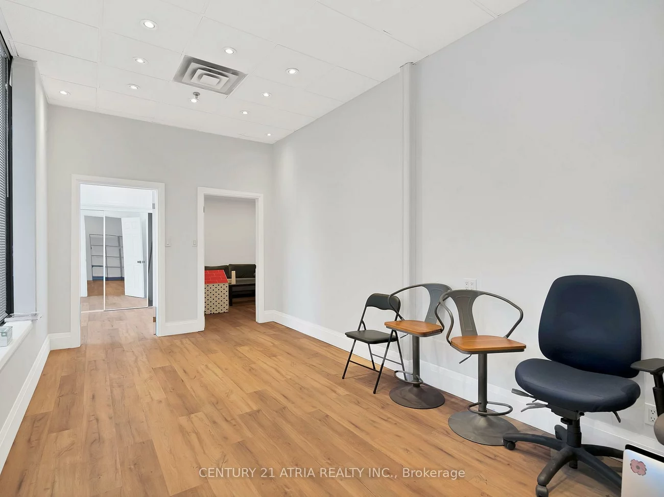 1606, Sedlescomb, Dixie, Mississauga