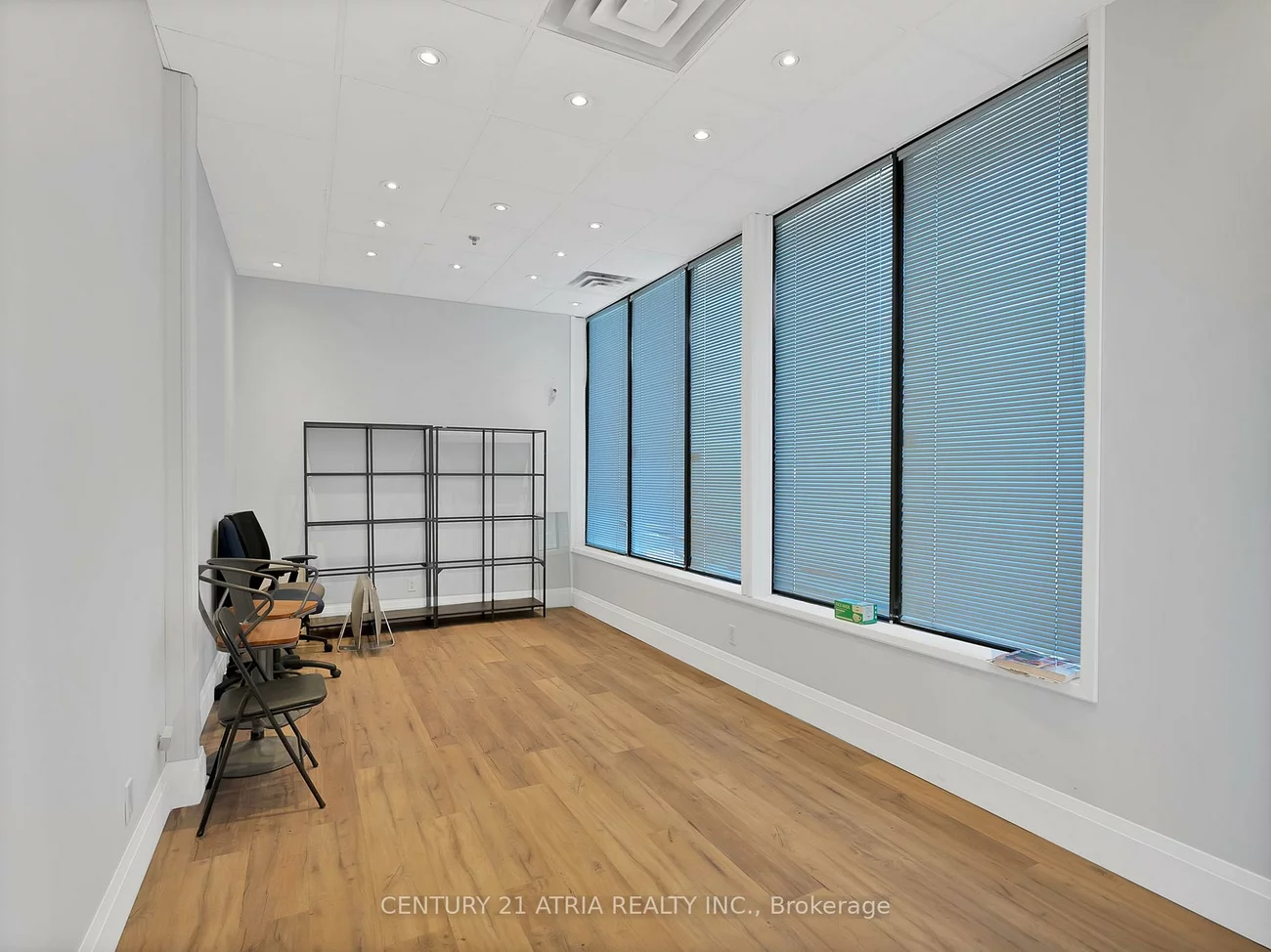 1606, Sedlescomb, Dixie, Mississauga