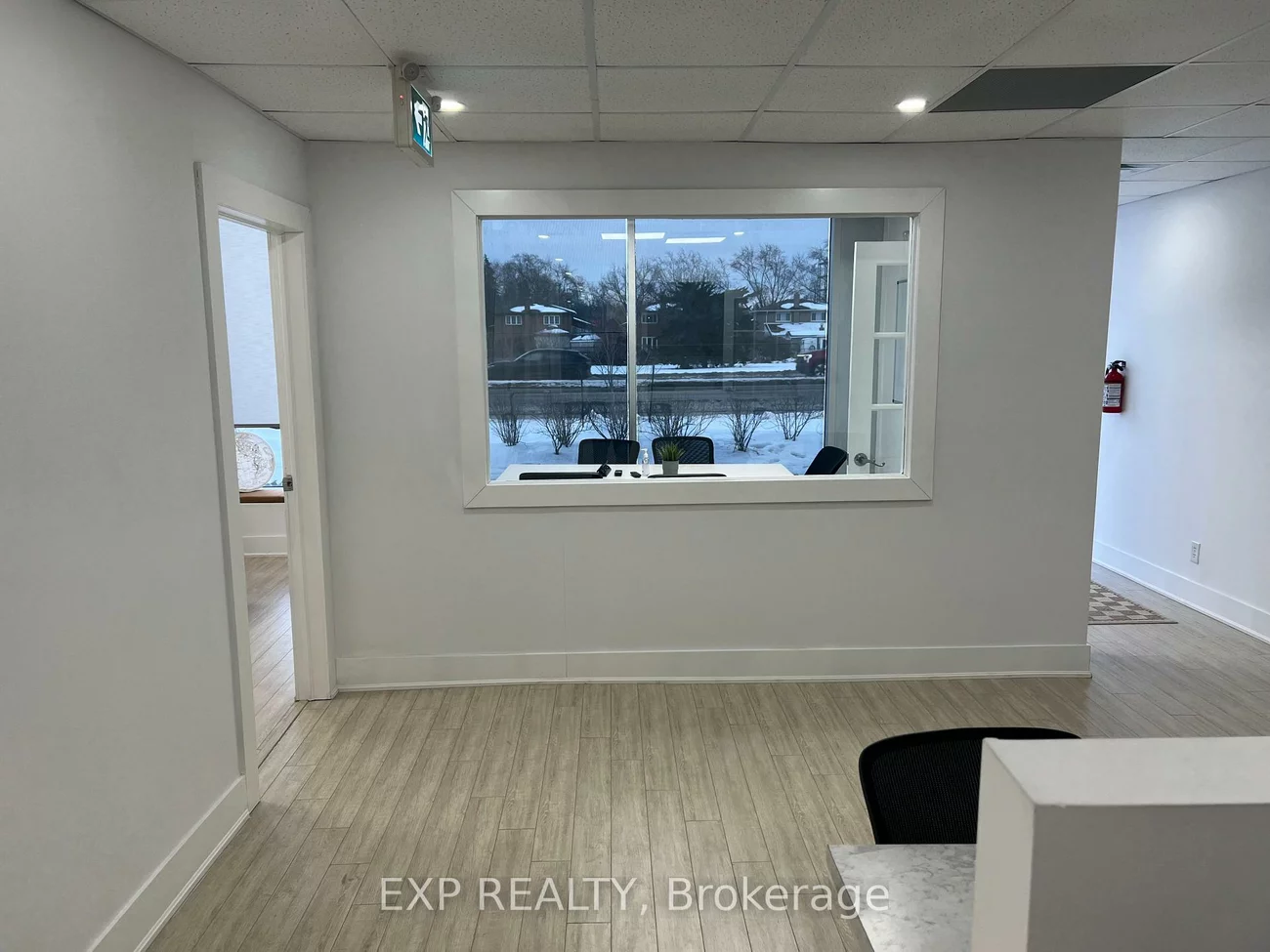 1185, Queensway, Dixie, Mississauga