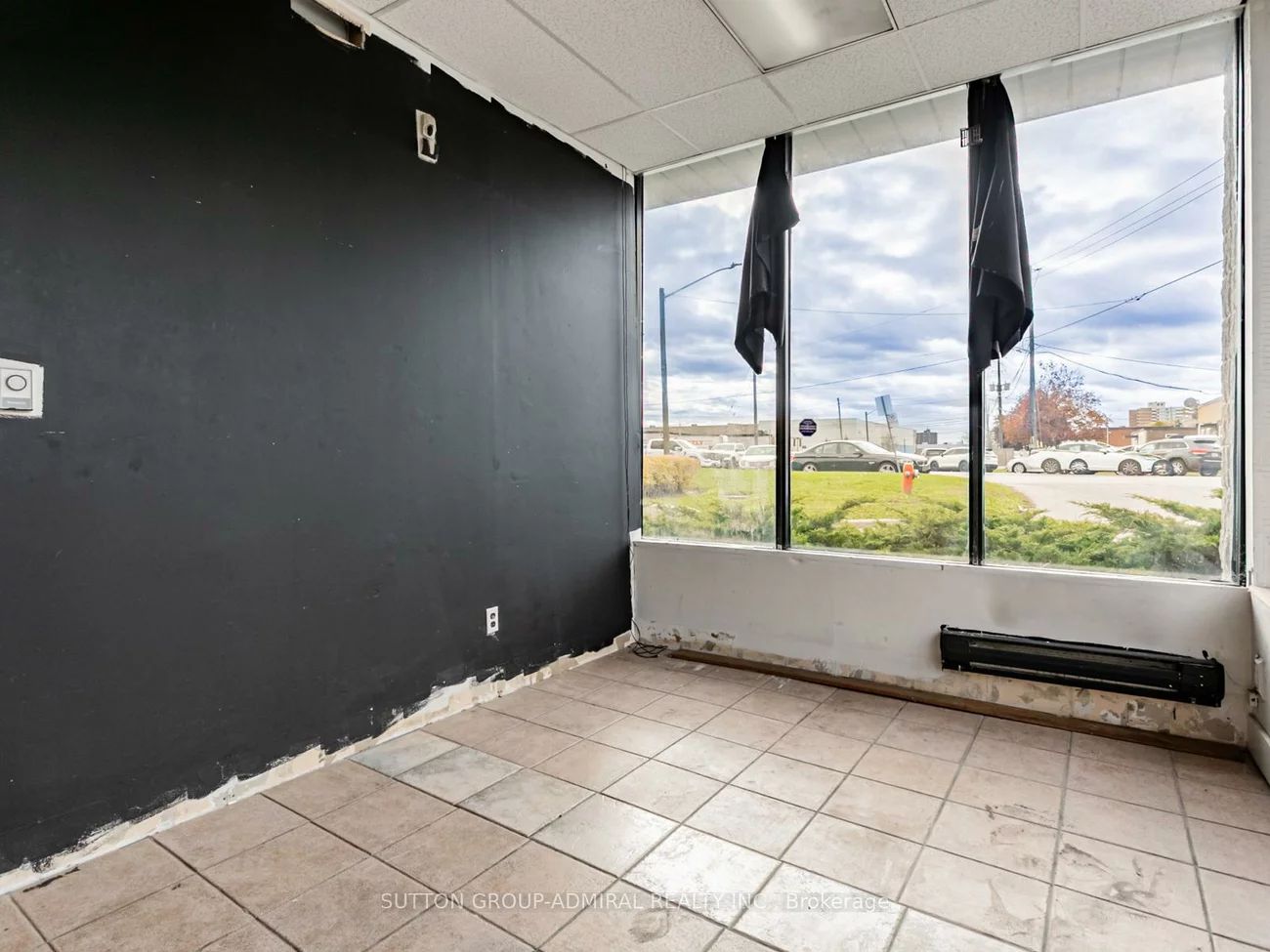 1606, Sedlescomb, Dixie, Mississauga