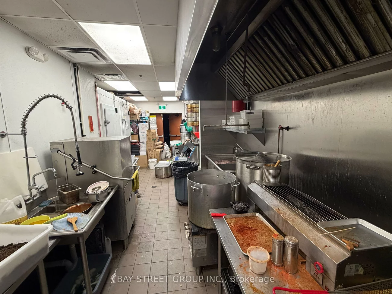 888, Dundas, Dixie, Mississauga