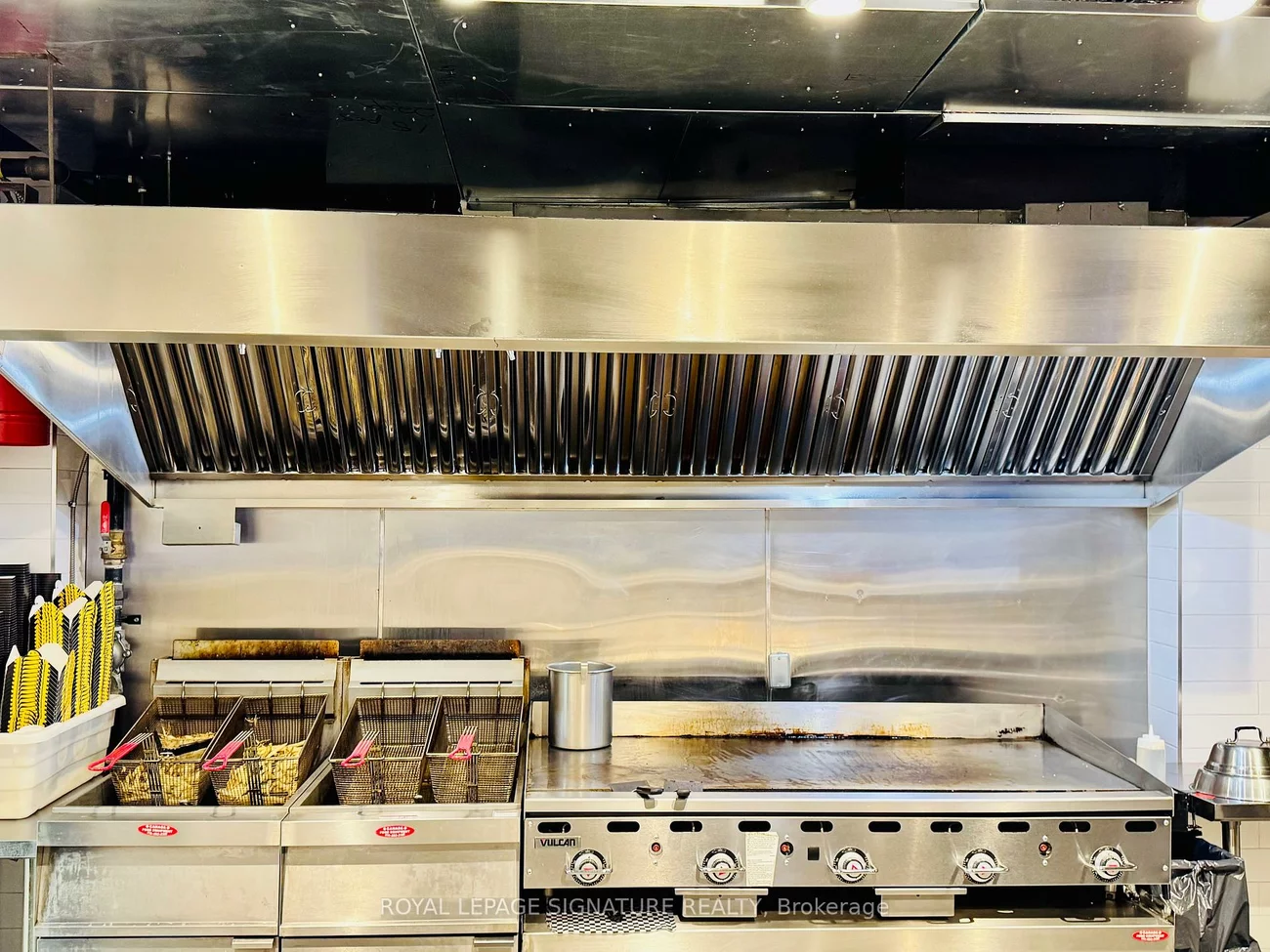 47, Lakeshore, Port Credit, Mississauga