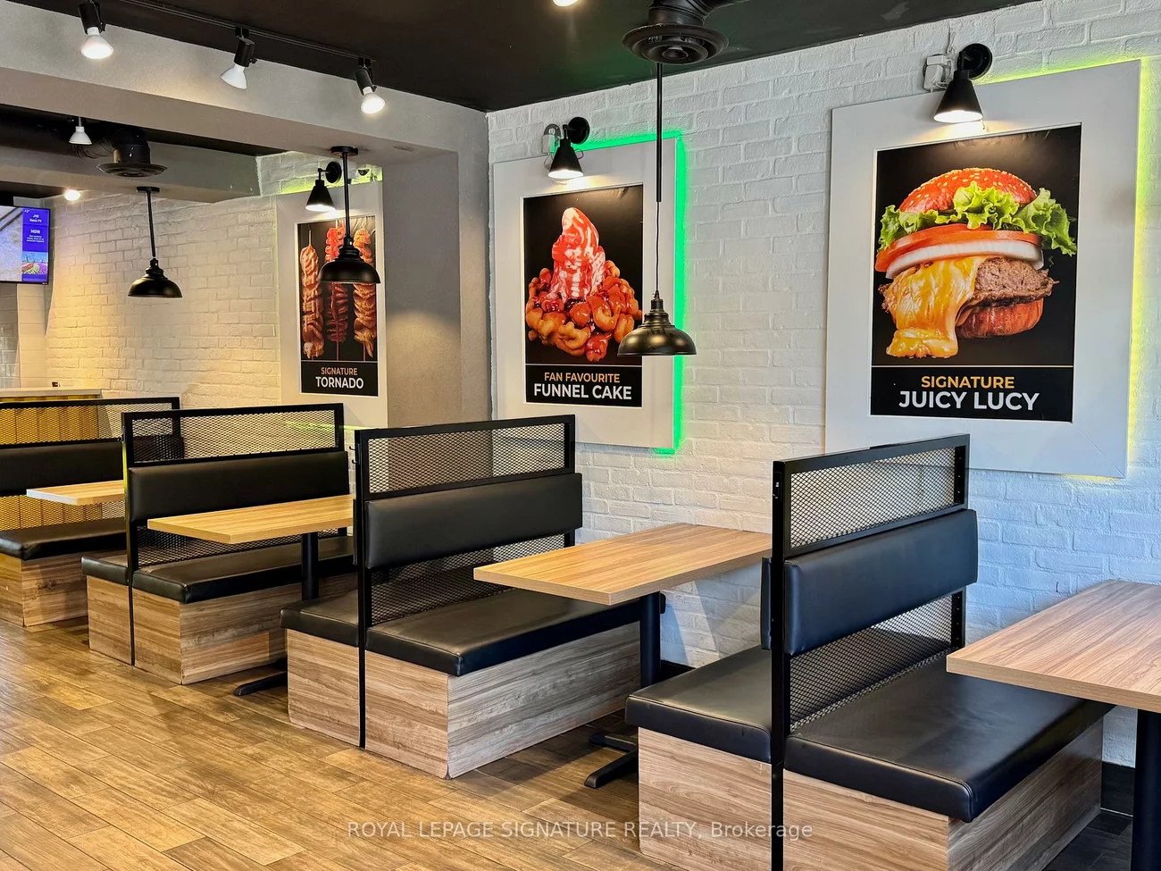 47, Lakeshore, Port Credit, Mississauga