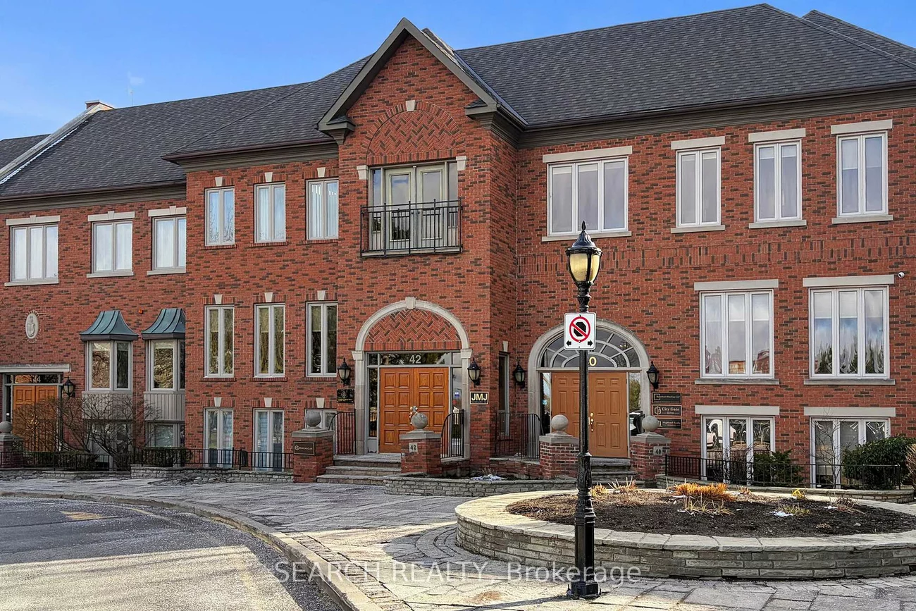 42, Village, City Centre, Mississauga