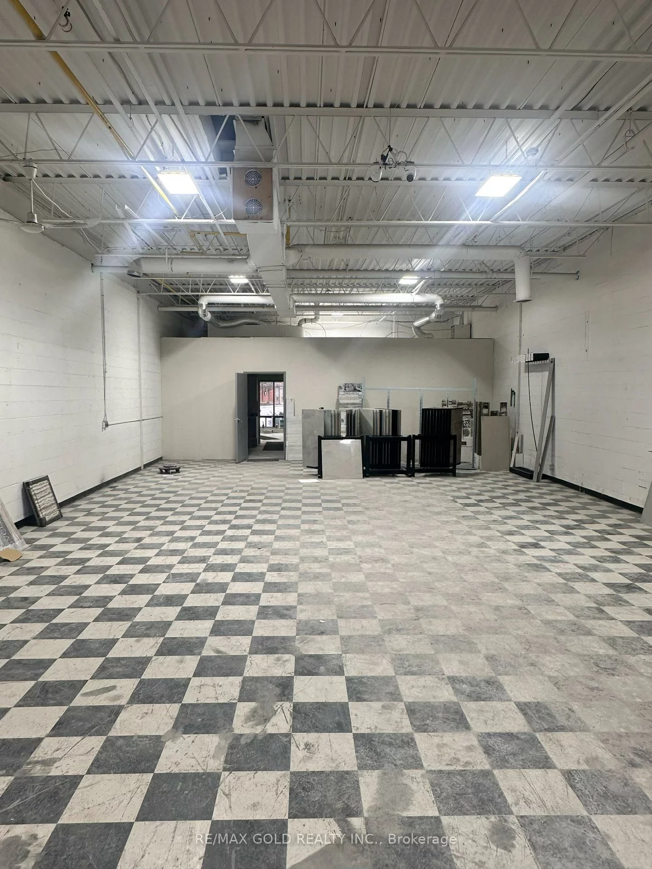 1200, Aerowood, Northeast, Mississauga