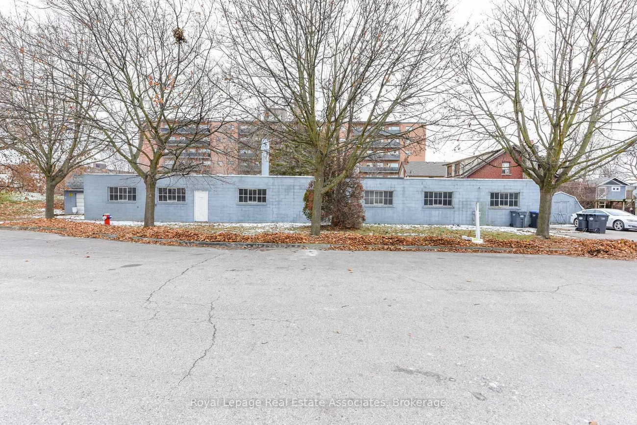 1089, Seneca, Port Credit, Mississauga