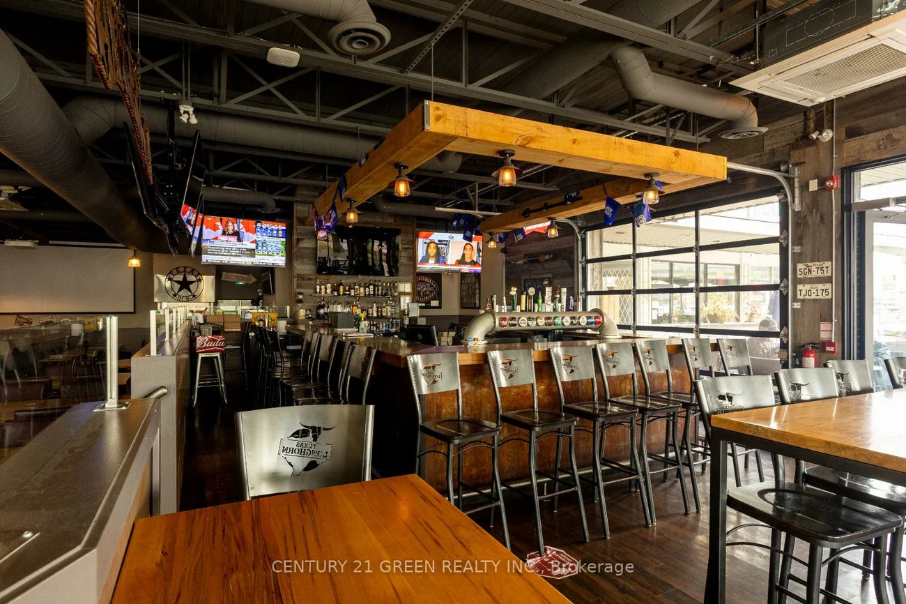 1077, North Service, Lakeview, Mississauga