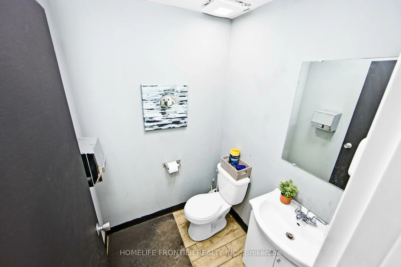 1077, Britannia, Northeast, Mississauga