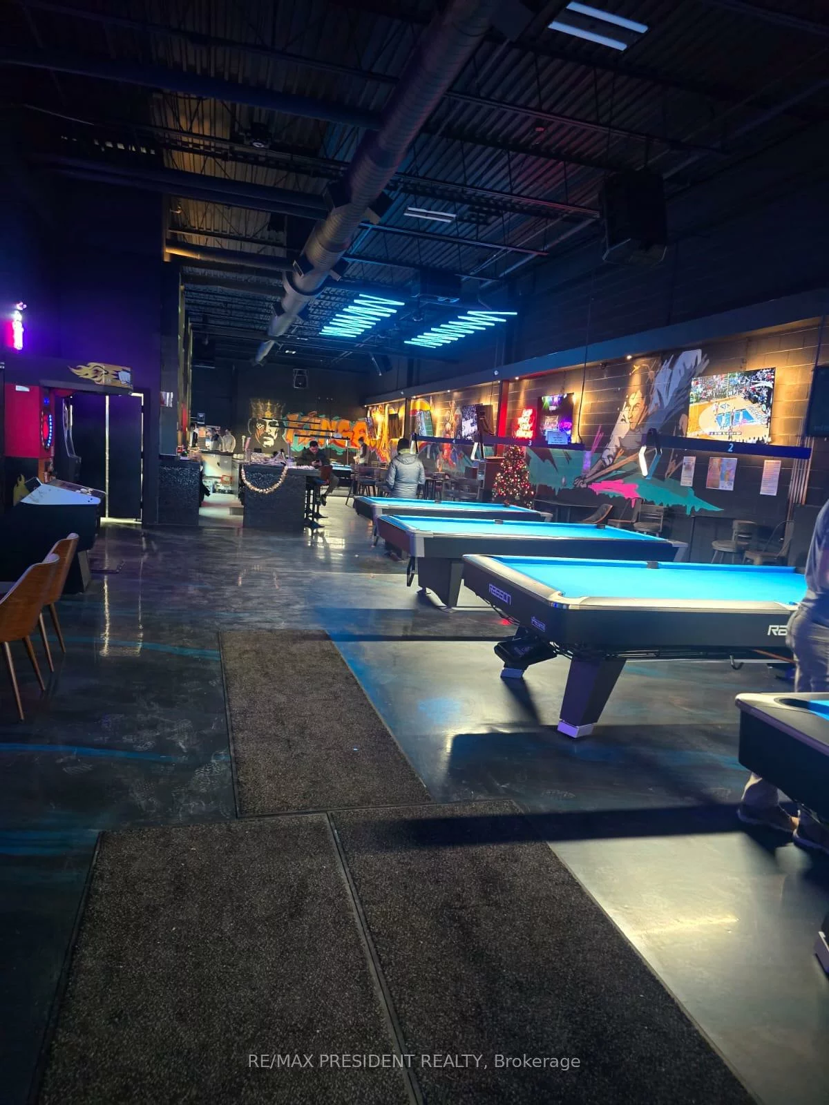 1331, Crestlawn, Northeast, Mississauga