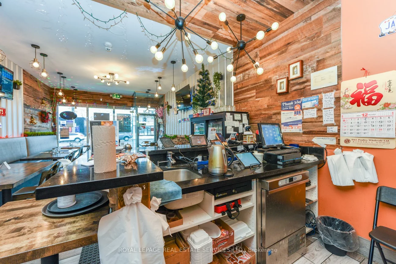 730, Lakeshore, Lakeview, Mississauga