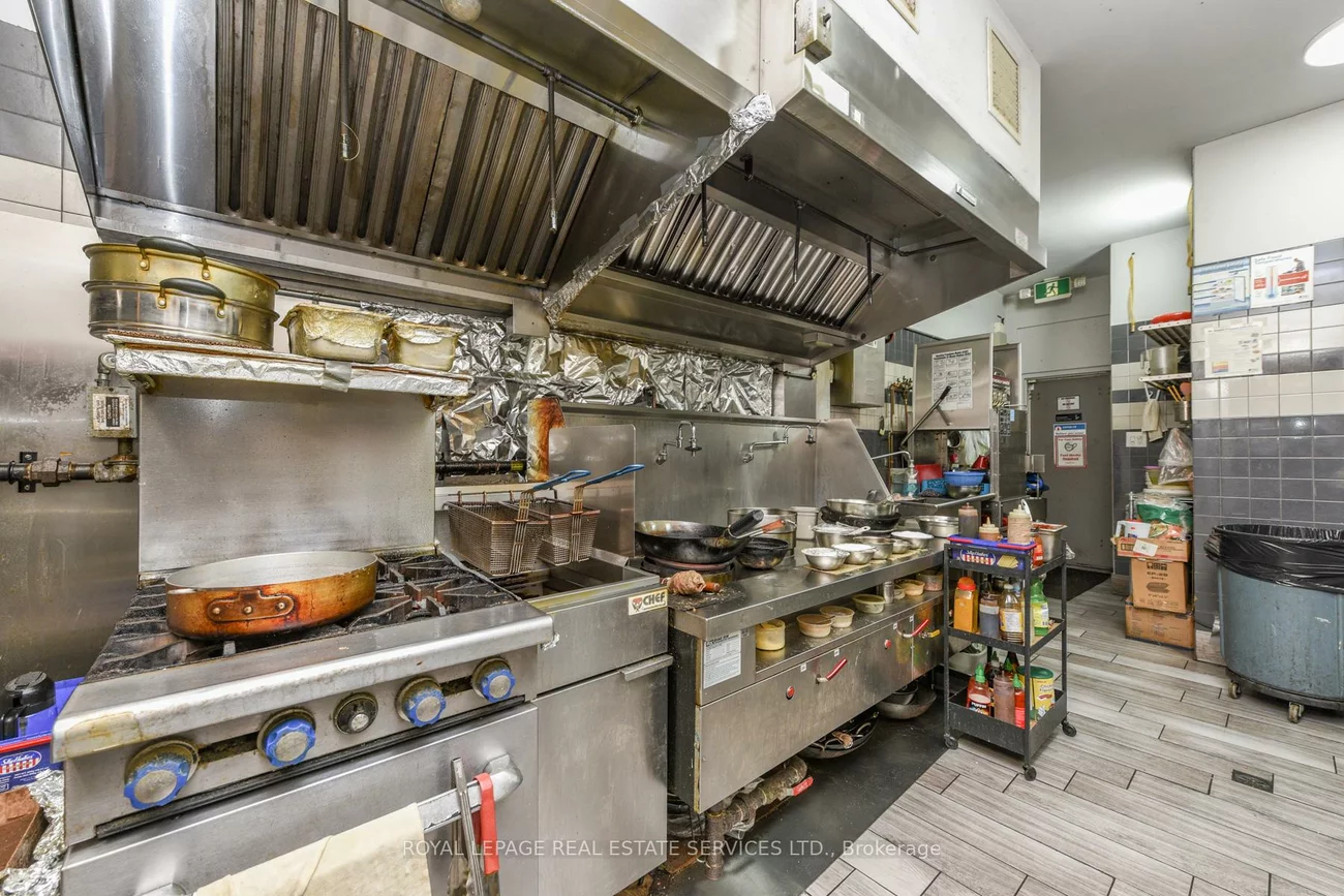 730, Lakeshore, Lakeview, Mississauga