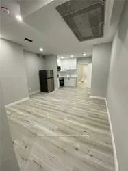 238, Queen, Streetsville, Mississauga