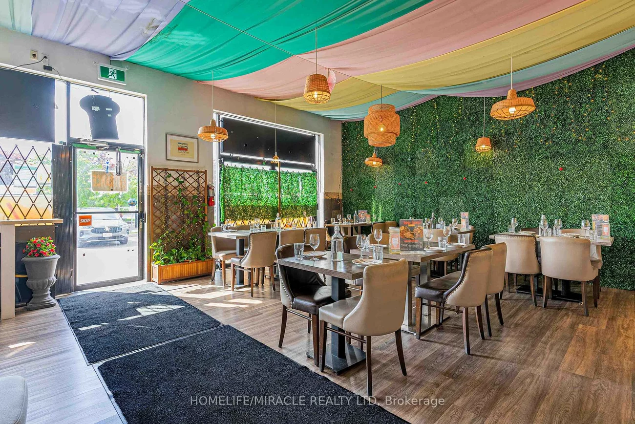 7454, Airport, Northeast, Mississauga