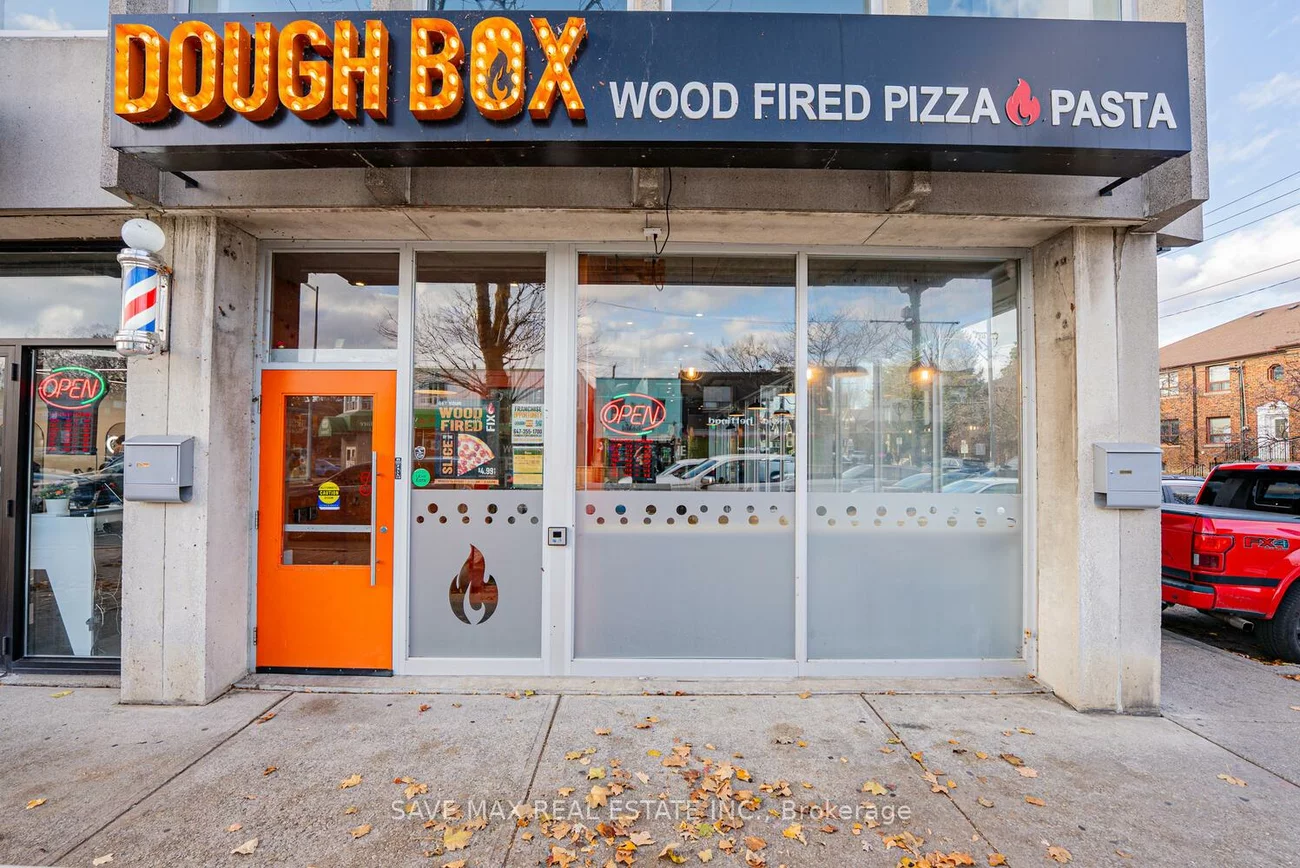 230, Lakeshore, Port Credit, Mississauga