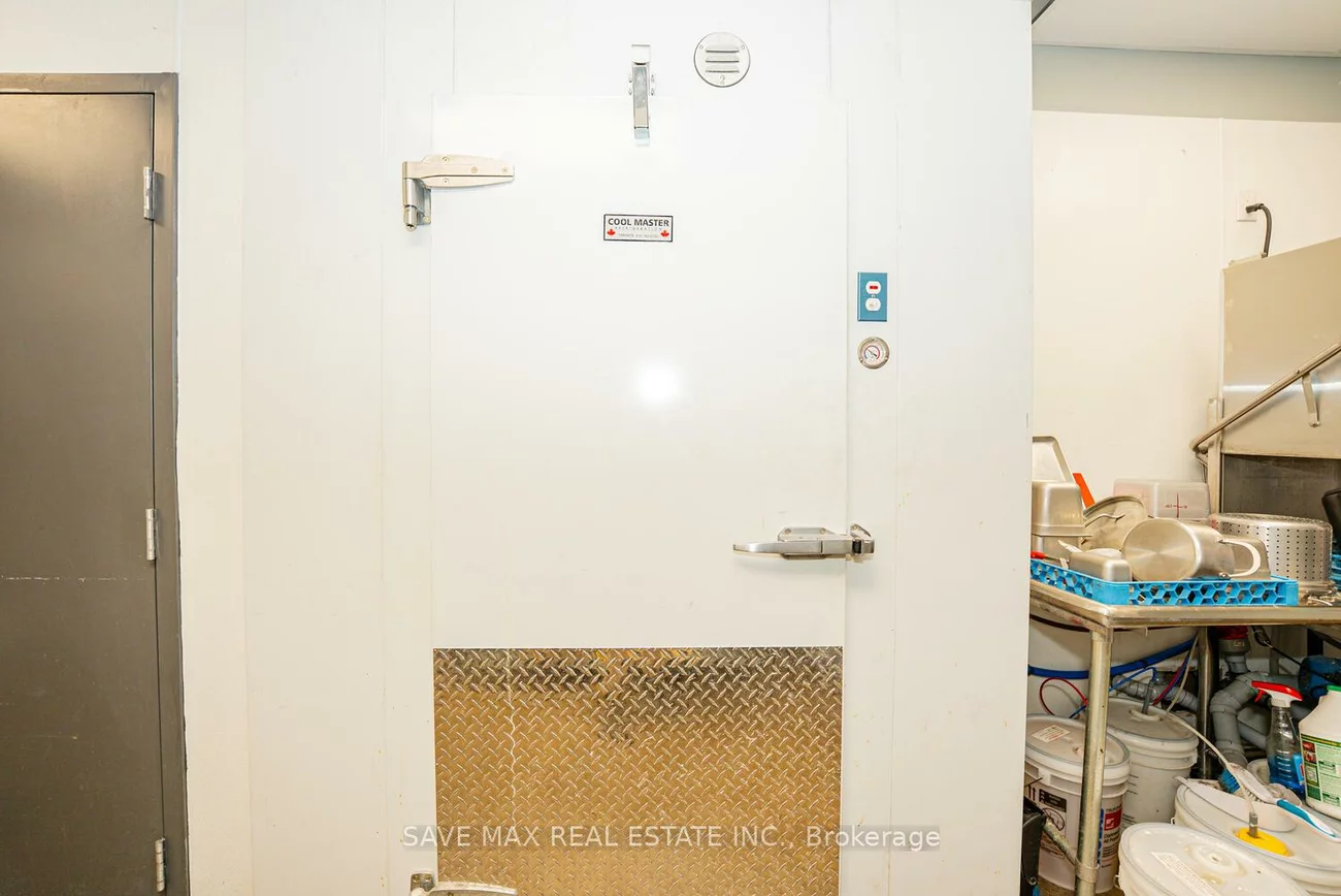 230, Lakeshore, Port Credit, Mississauga